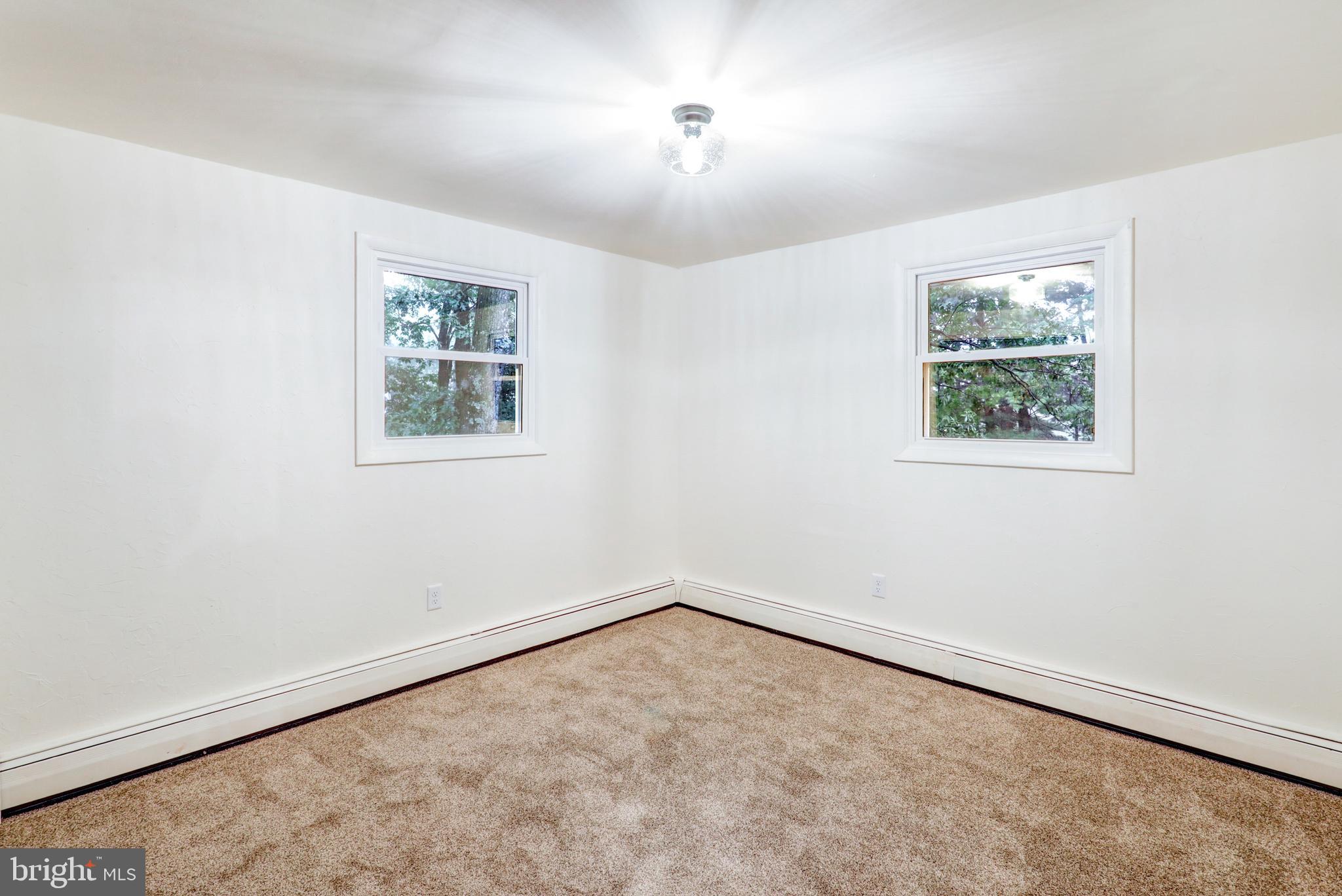 WINDSOR TWP - Residential