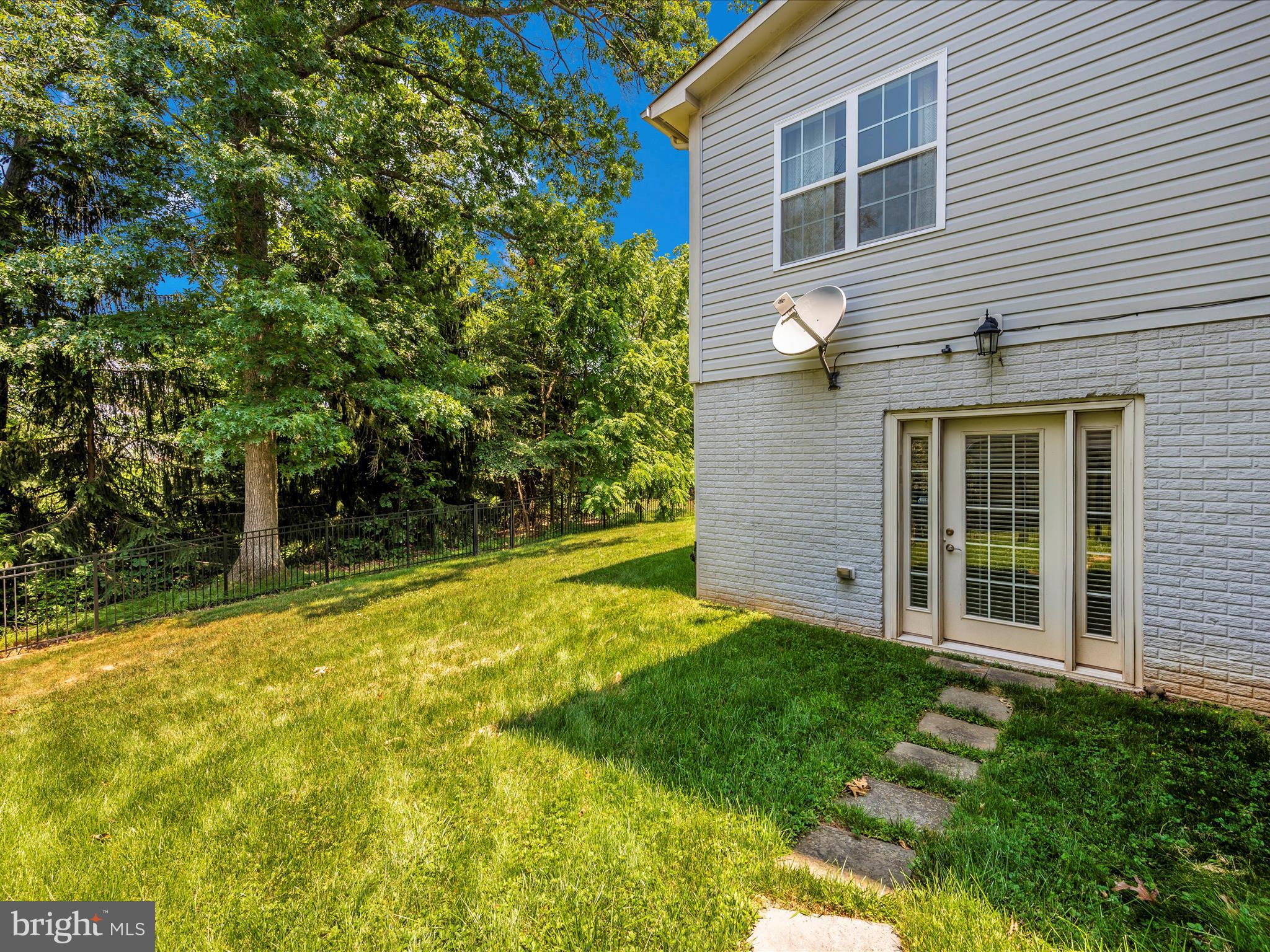 CLARKSBURG VILLAGE - Residential Lease