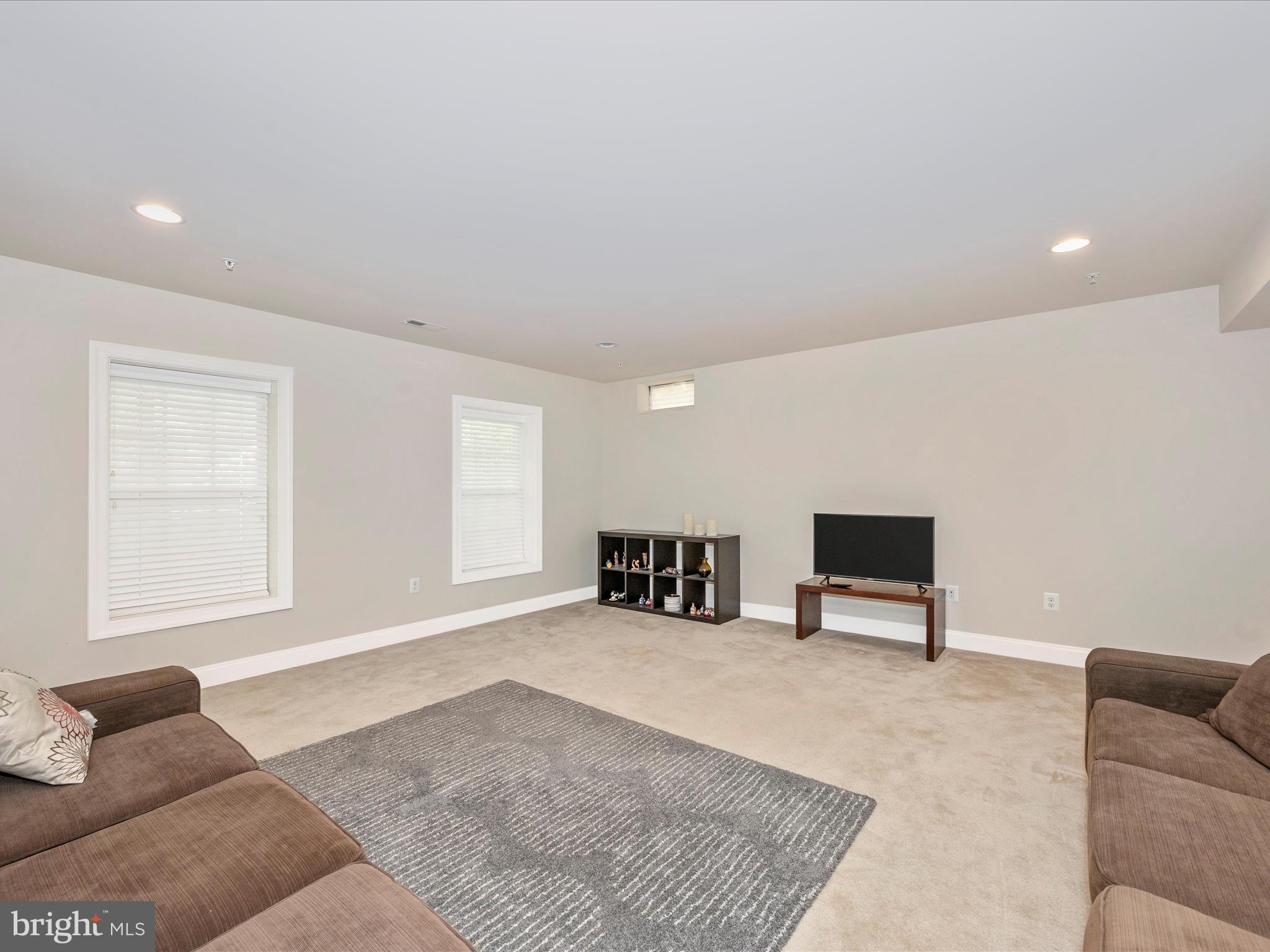 CLARKSBURG VILLAGE - Residential Lease