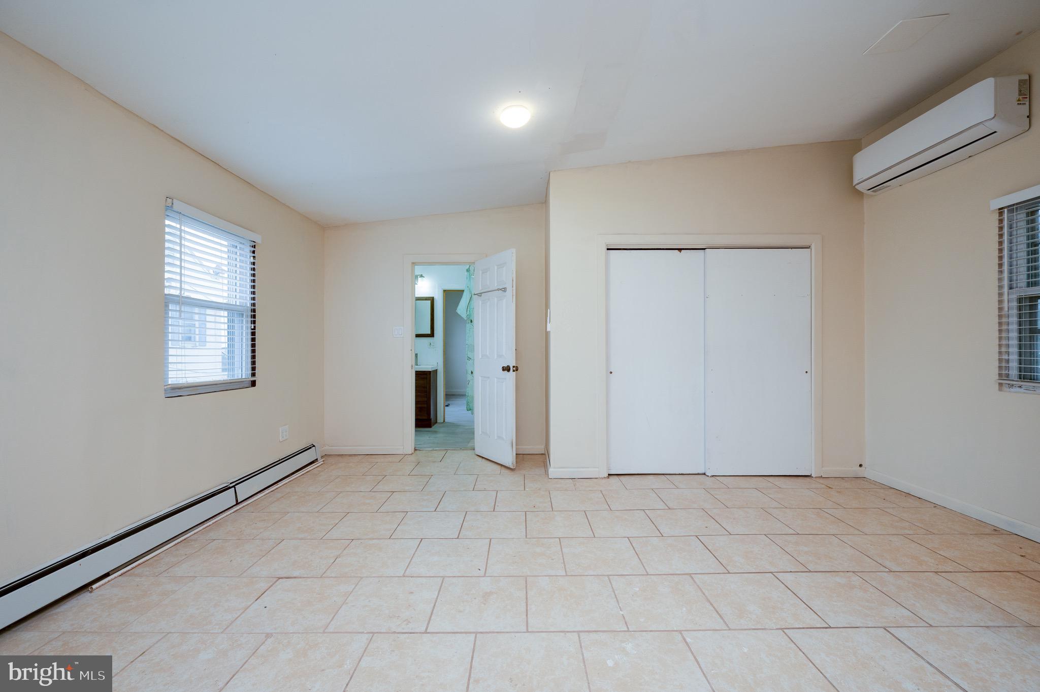 SOUTH TEMPLE HEIGH - Residential