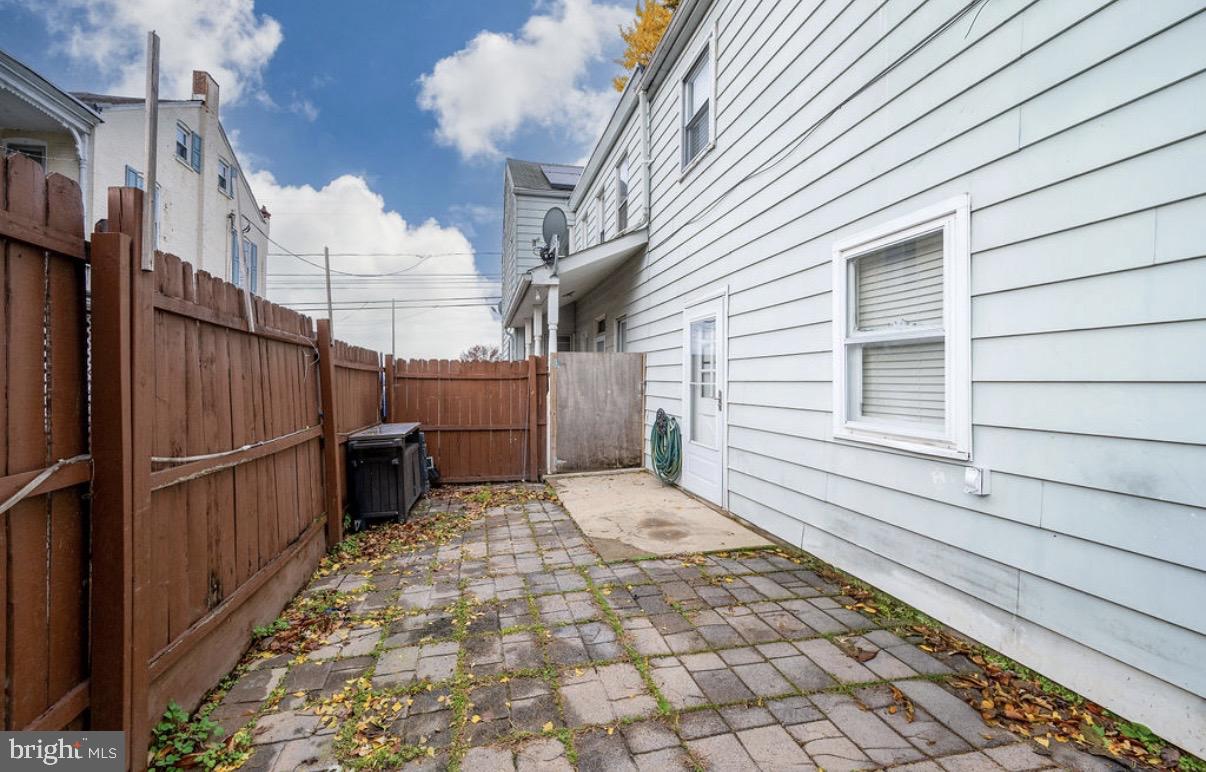 SOUTH TEMPLE HEIGH - Residential