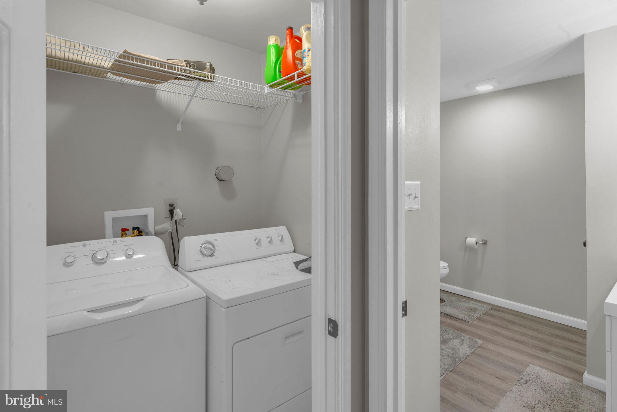 EMERALD HOLLOW ESTS - Residential