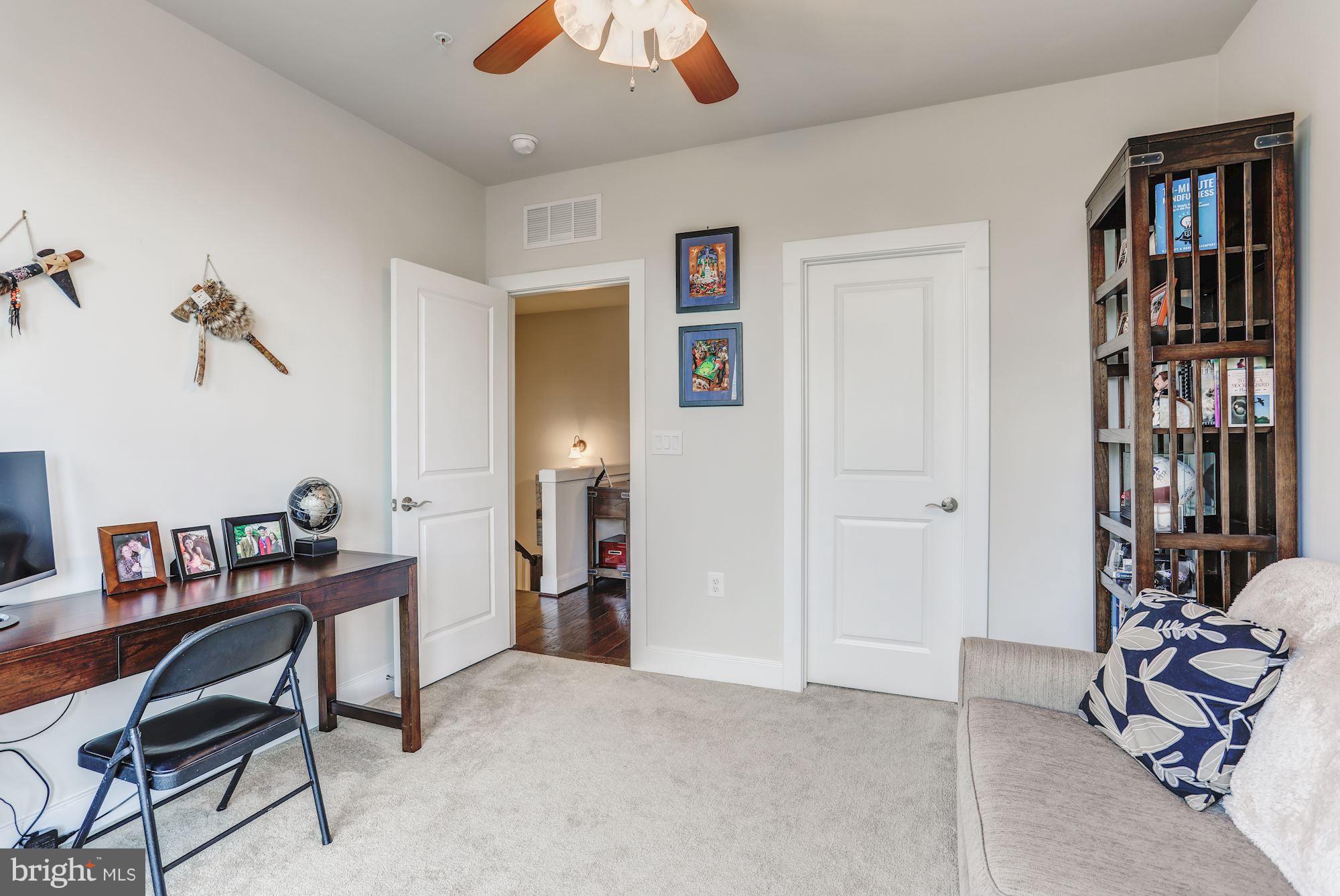 POTOMAC YARD CONDOMINIUM - Residential