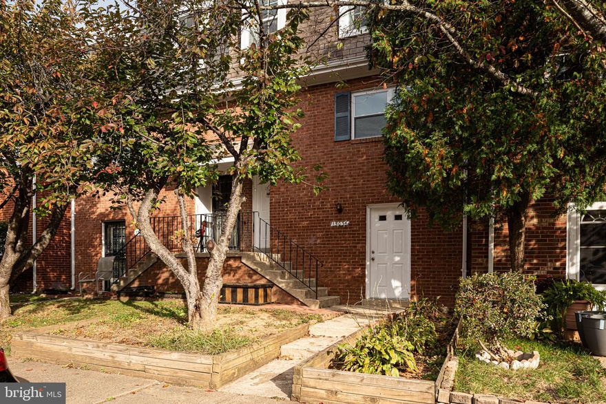 This stunning 3 level townhome has been beautifully renovated. It has two front entrances. Ground level entrance directly into the lower level with a full bath would be ideal for separate living quarters. 2nd front entrance into foyer on main level. Home has been well maintained. Freshly painted interior enhances the inviting atmosphere. Enjoy a fully fenced backyard with complete privacy, perfect for barbecues or relaxation. Conveniently located near I-95, VRE, commuter lots, Potomac Mall, Fort Belvoir, and a variety of shopping and dining options. 1 assigned and 2 permit parking space available.