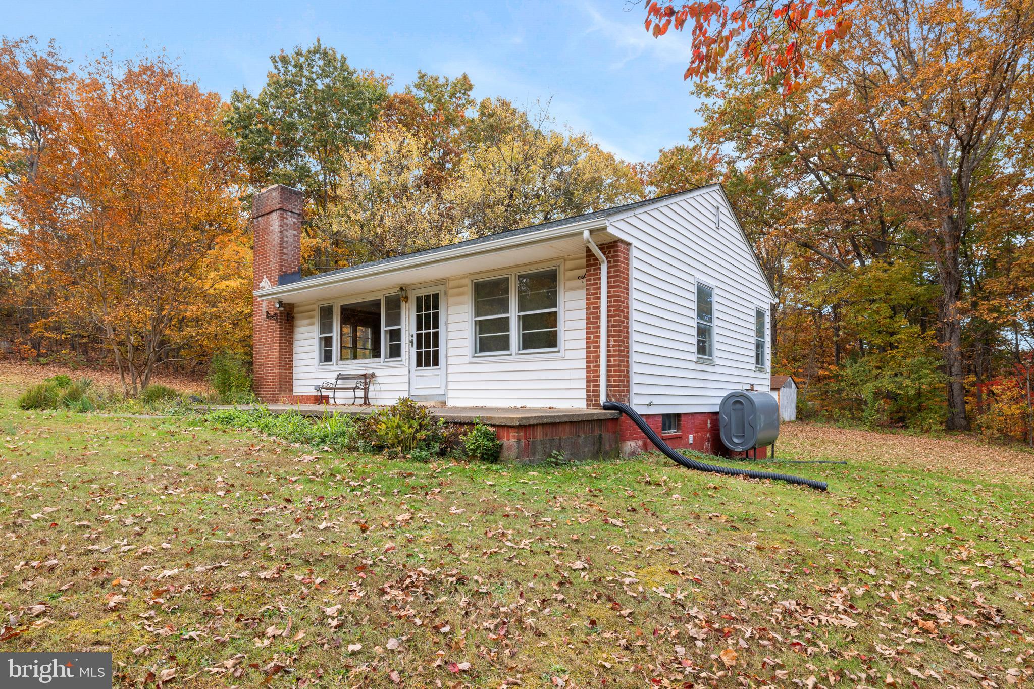 203 JENNY WREN DRIVE