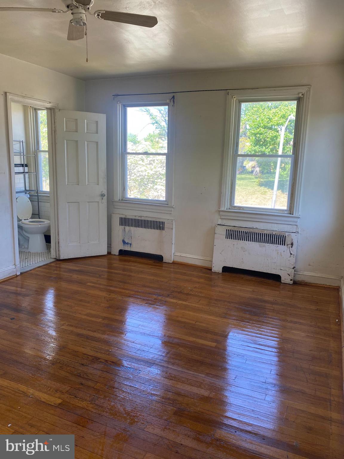 HAMILTON - Residential