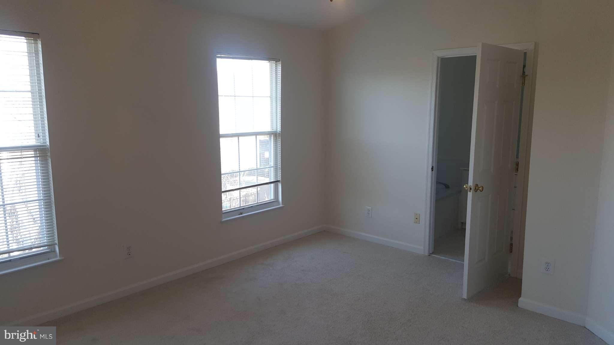 POTOMAC LAKES - Residential Lease