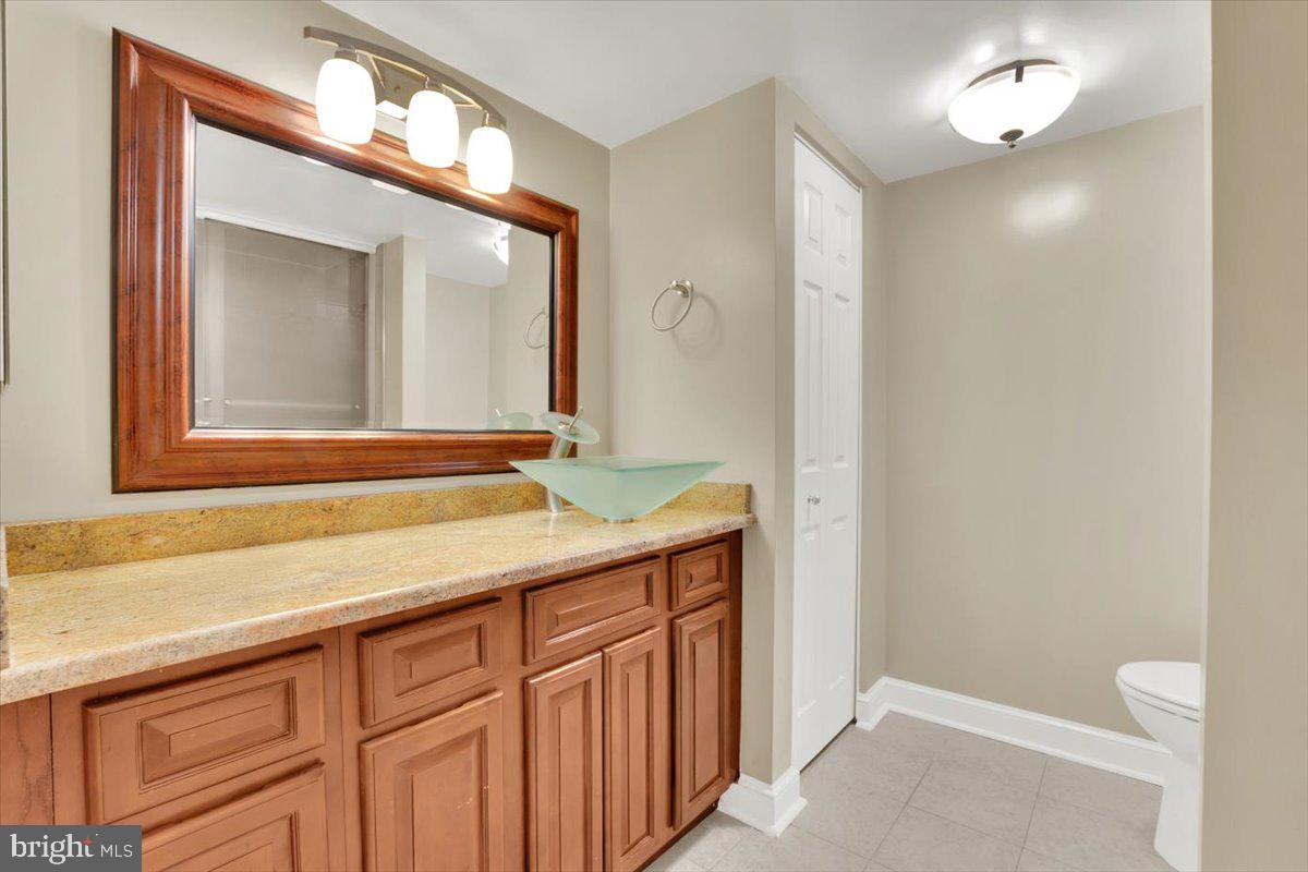 SKYLINE HOUSE - Residential