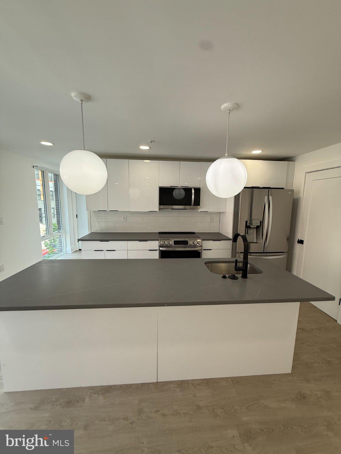 721 N 16TH STREET 3