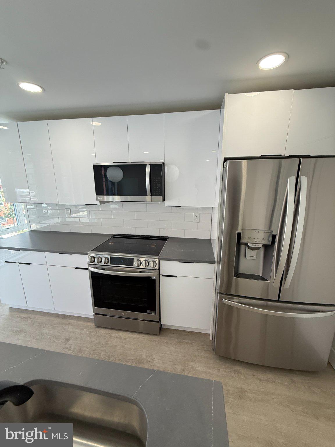 721 N 16TH STREET 3
