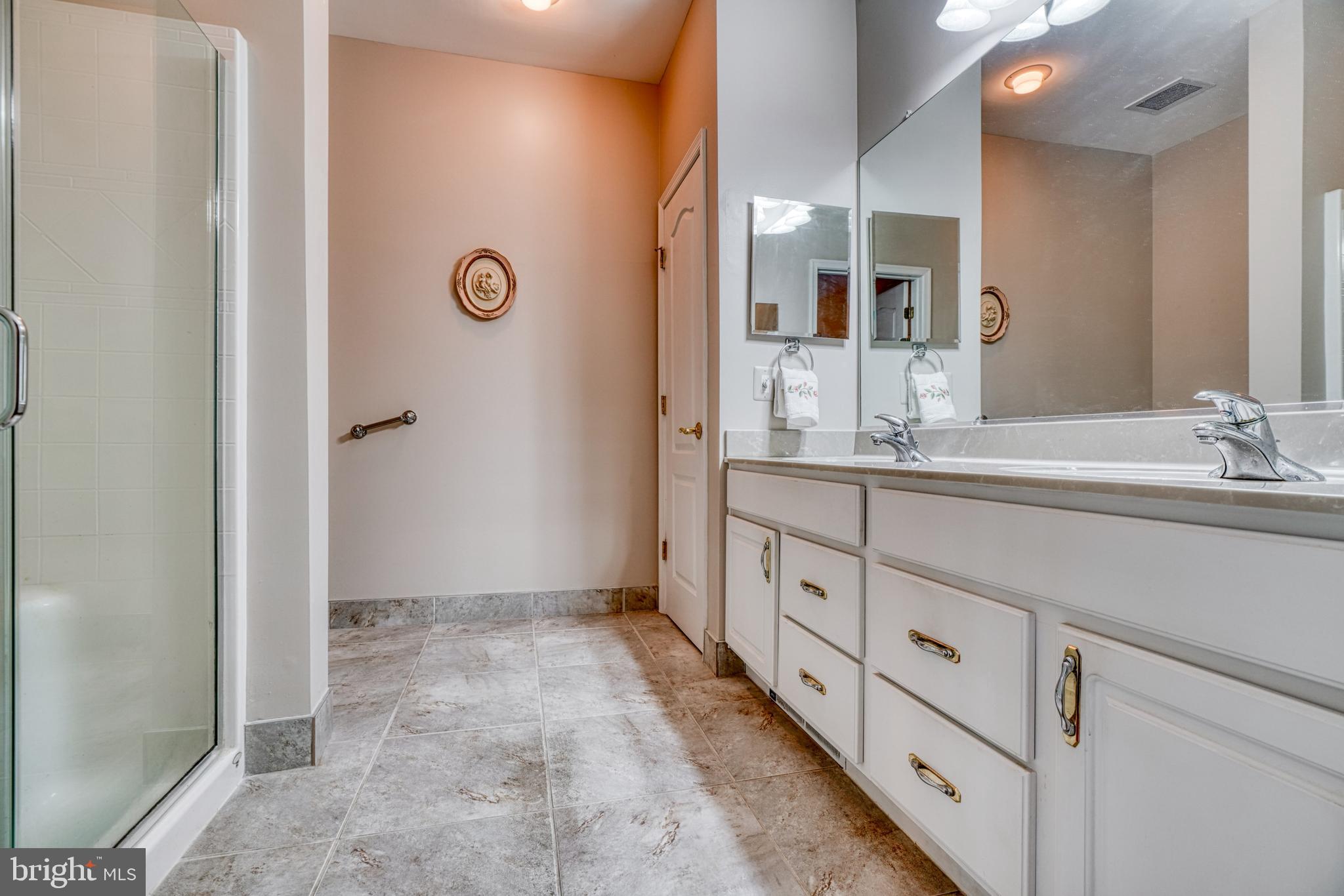 IRWINS CHOICE - Residential