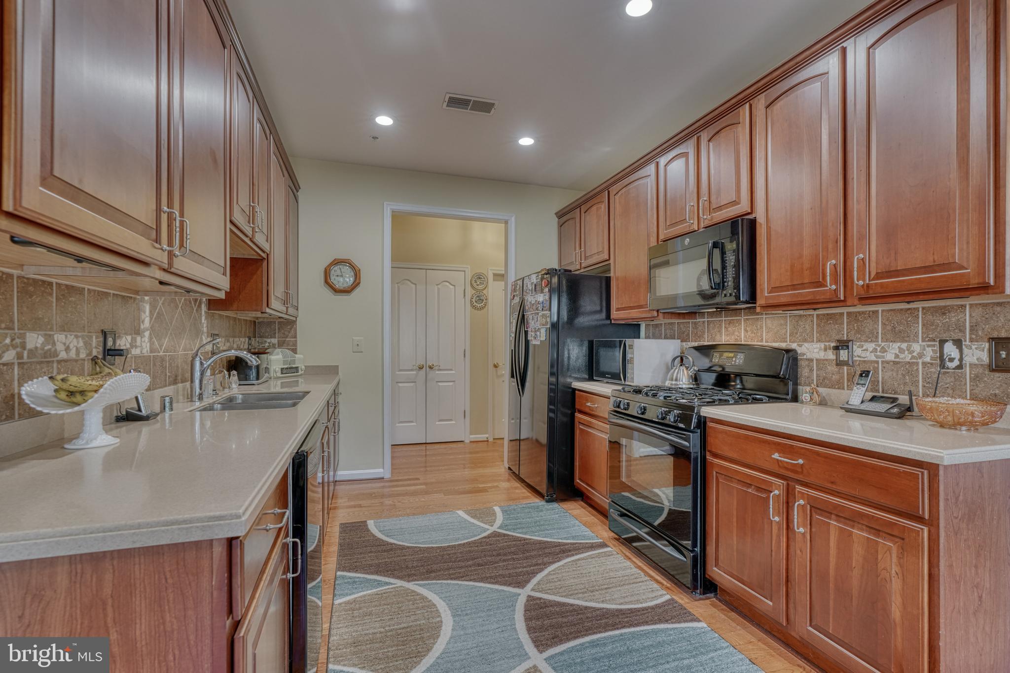 IRWINS CHOICE - Residential