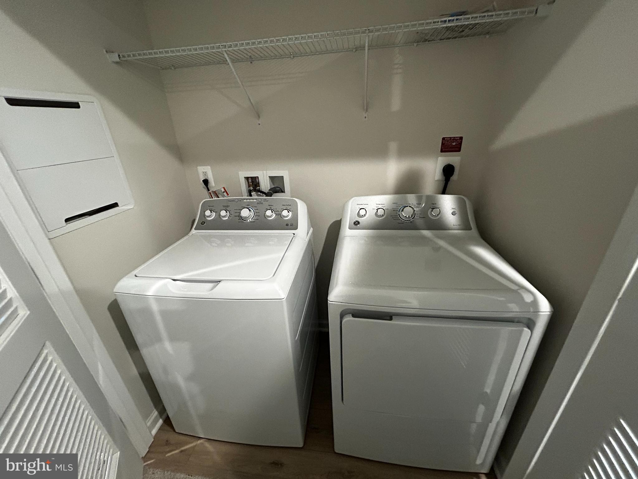 LAUREL PARK - Residential Lease