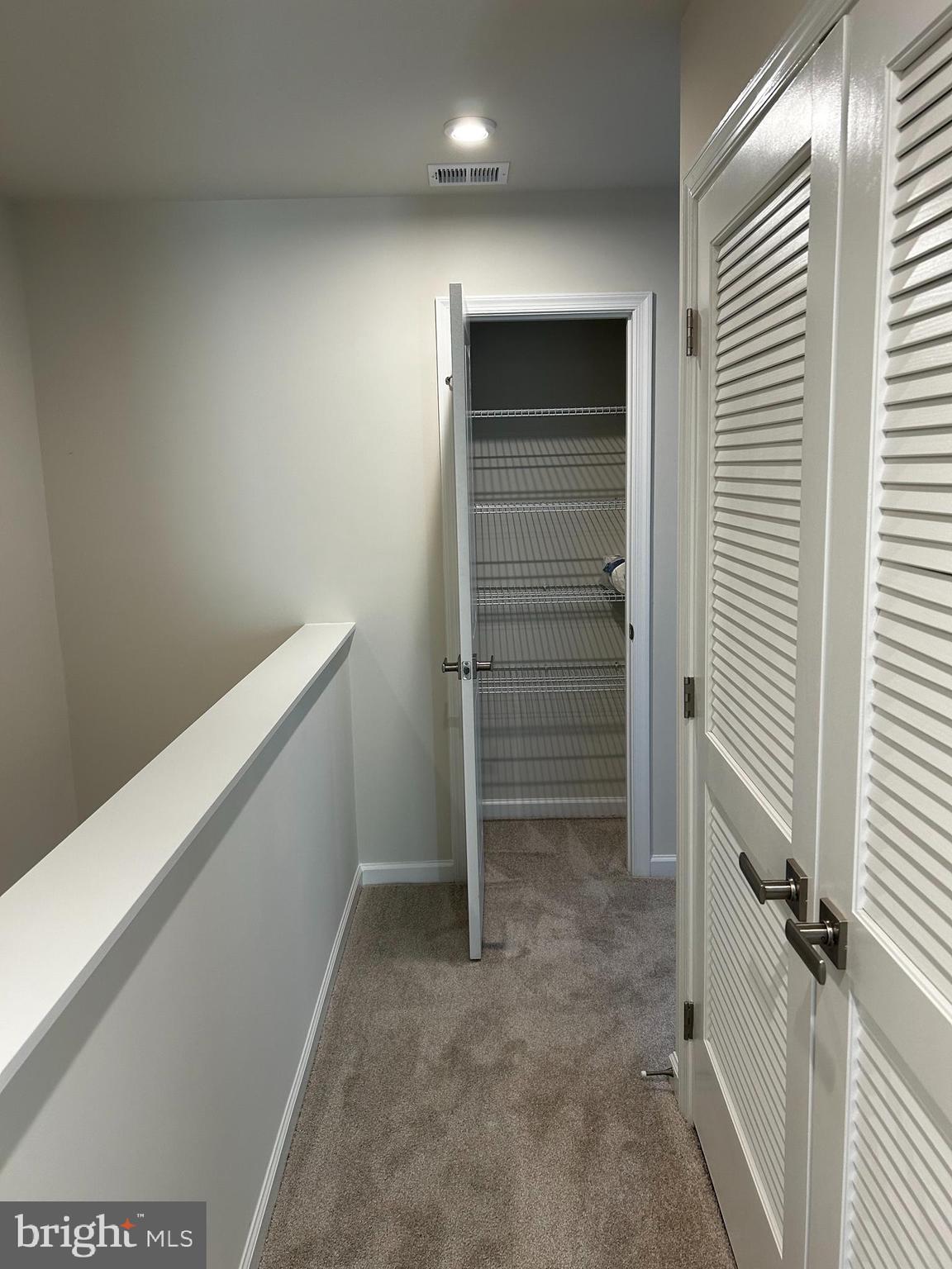 LAUREL PARK - Residential Lease