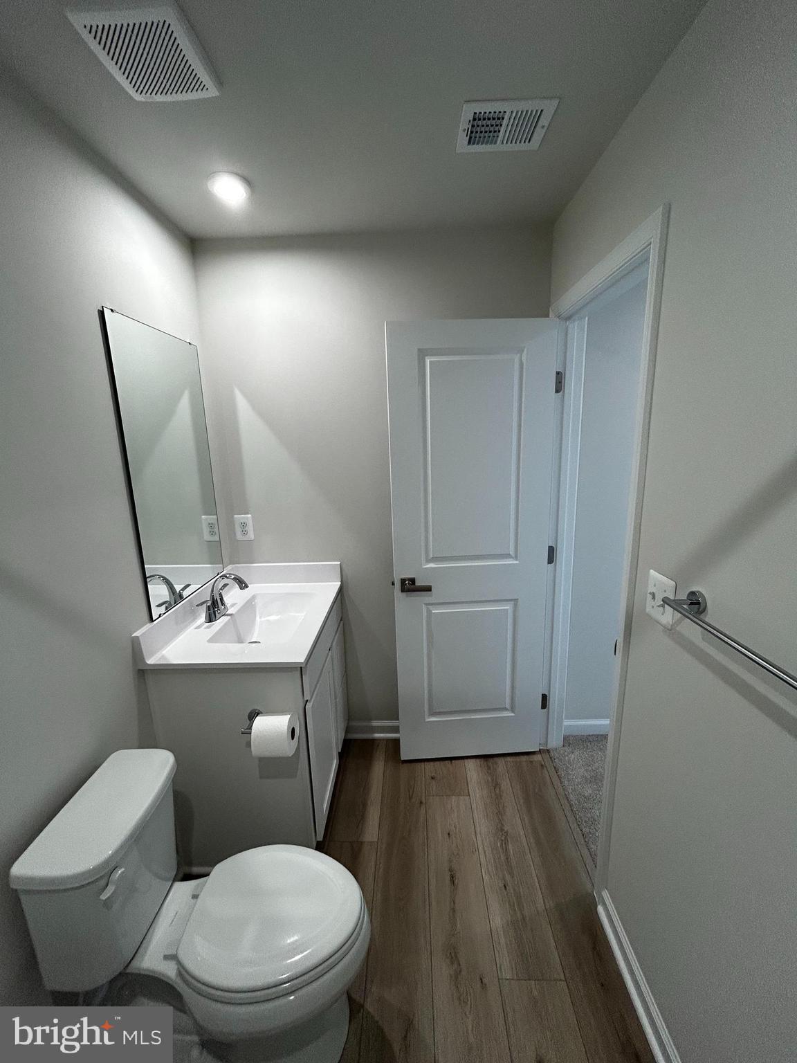 LAUREL PARK - Residential Lease