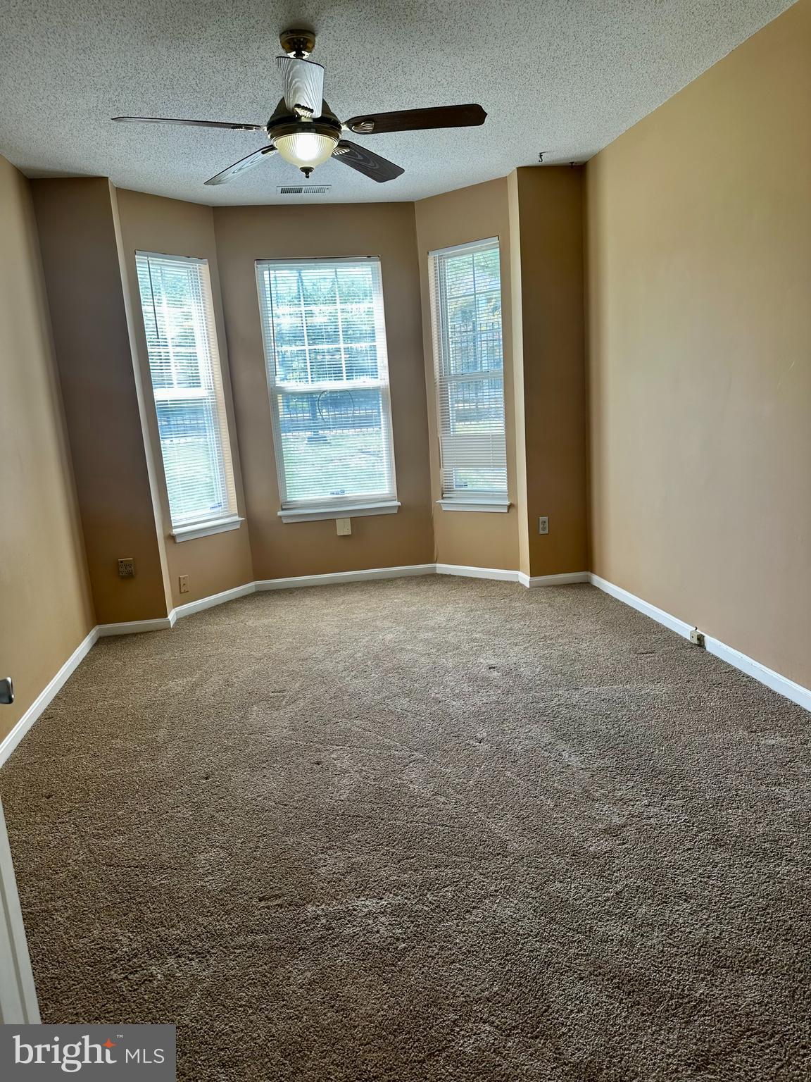 DEVON COURT - Residential Lease