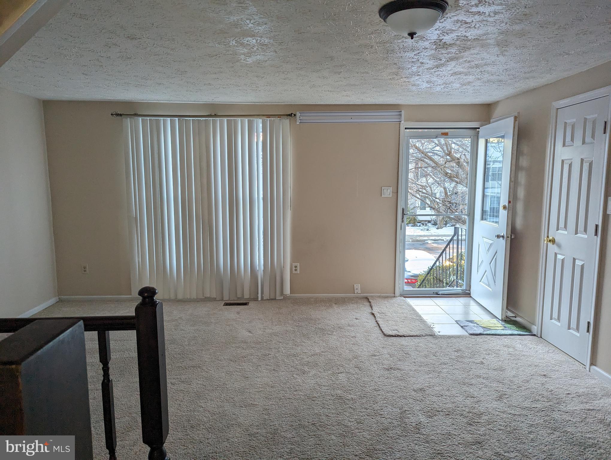 POHICK VILLAGE - Residential Lease