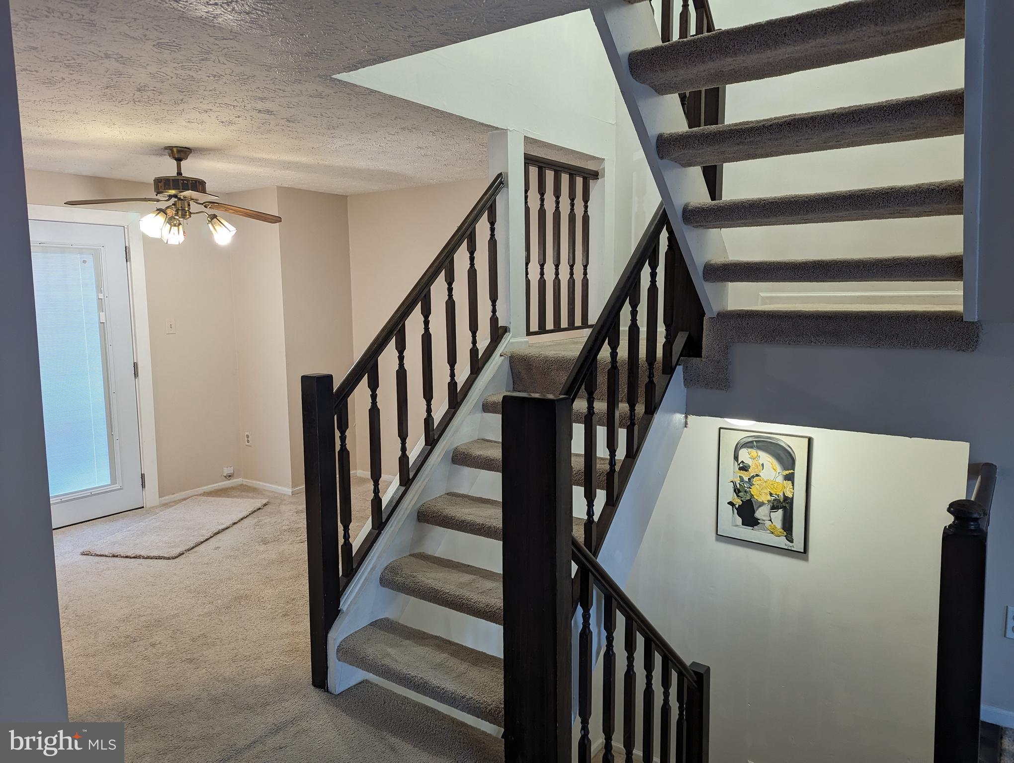 POHICK VILLAGE - Residential Lease