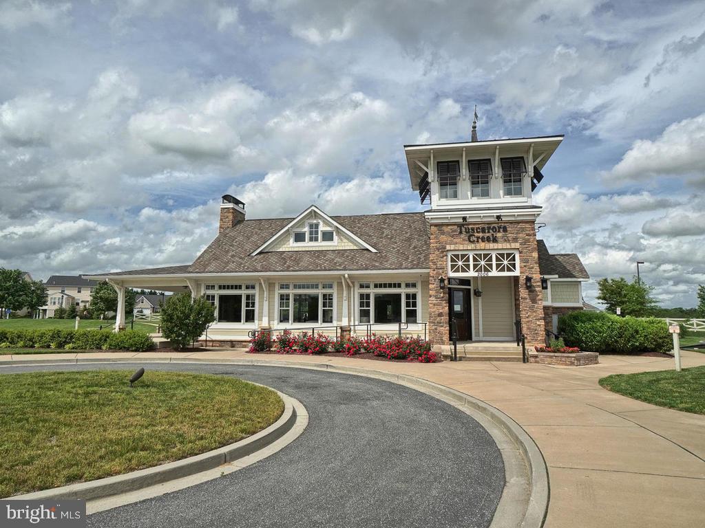 TUSCARORA CREEK - Residential