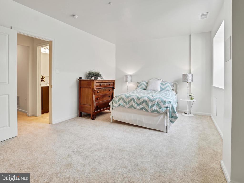 TUSCARORA CREEK - Residential