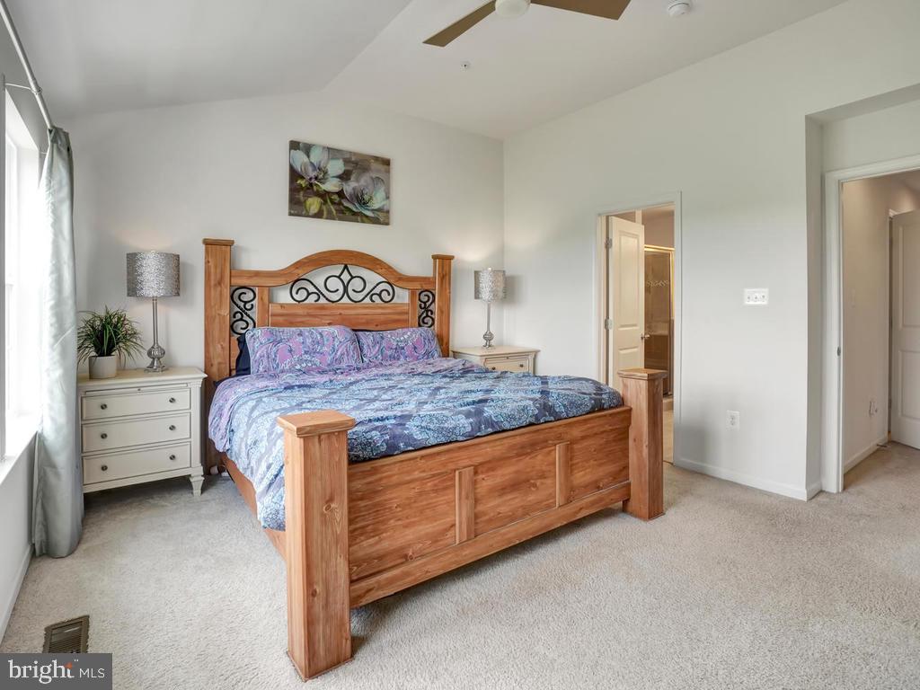 TUSCARORA CREEK - Residential