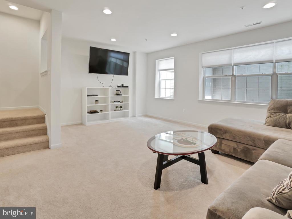 TUSCARORA CREEK - Residential