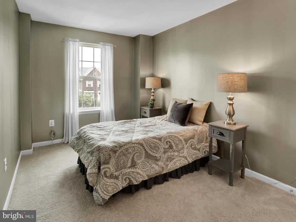 TUSCARORA CREEK - Residential