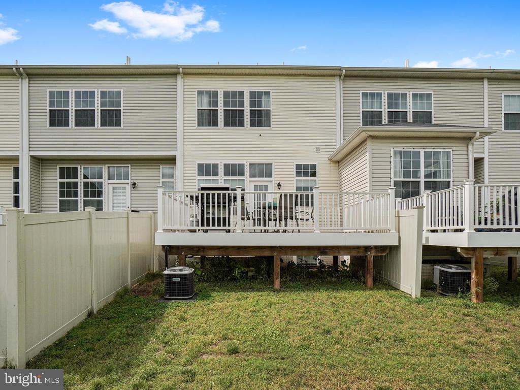 TUSCARORA CREEK - Residential