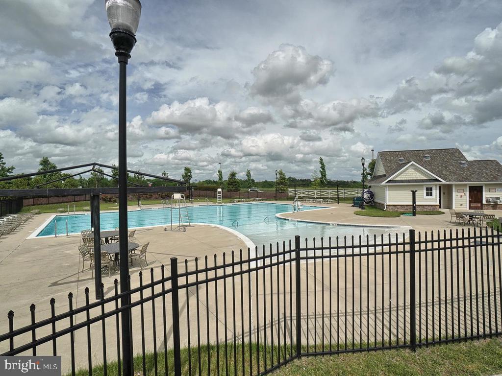 TUSCARORA CREEK - Residential