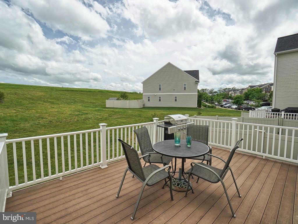 TUSCARORA CREEK - Residential