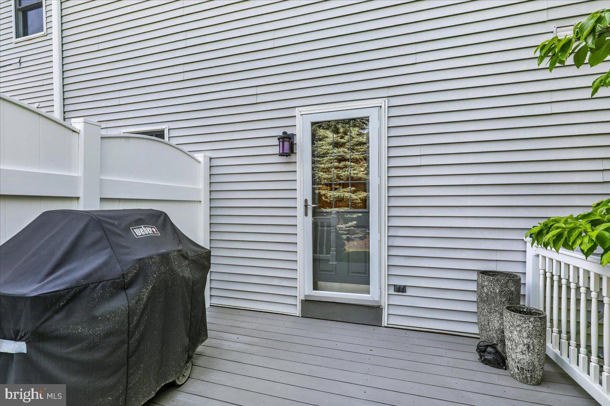 2805 STURBRIDGE COURT