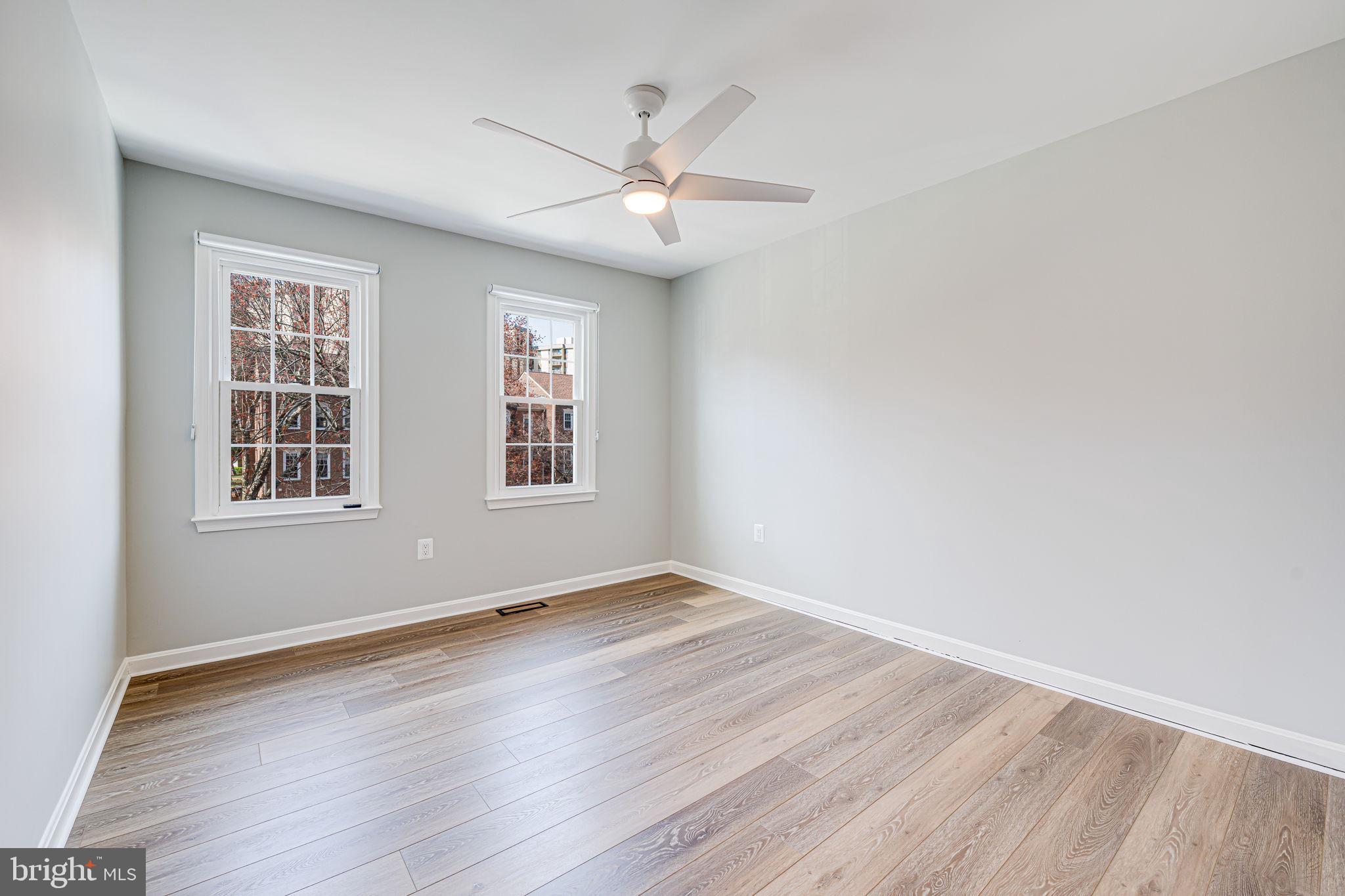 MANCHESTER SQUARE - Residential