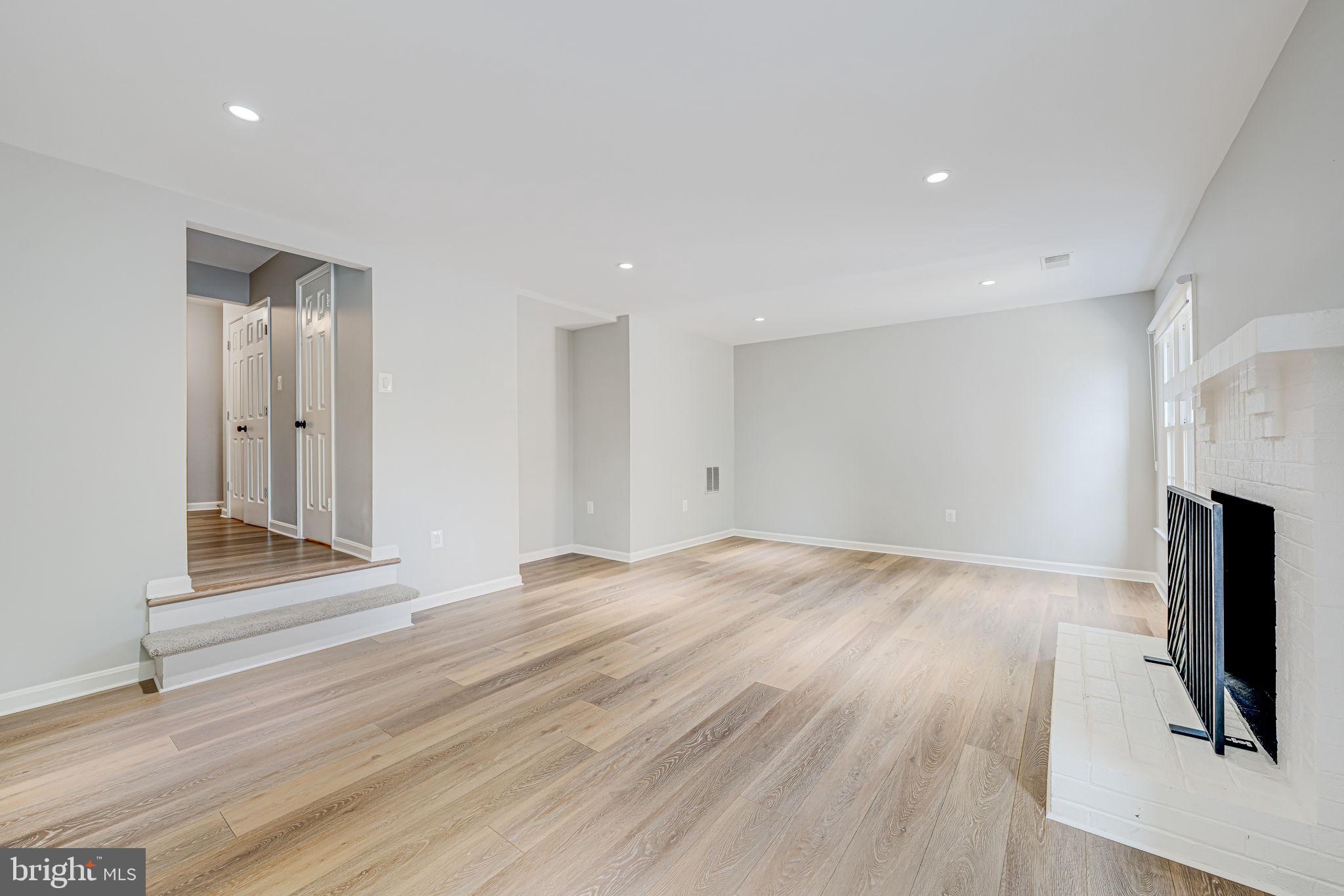 MANCHESTER SQUARE - Residential