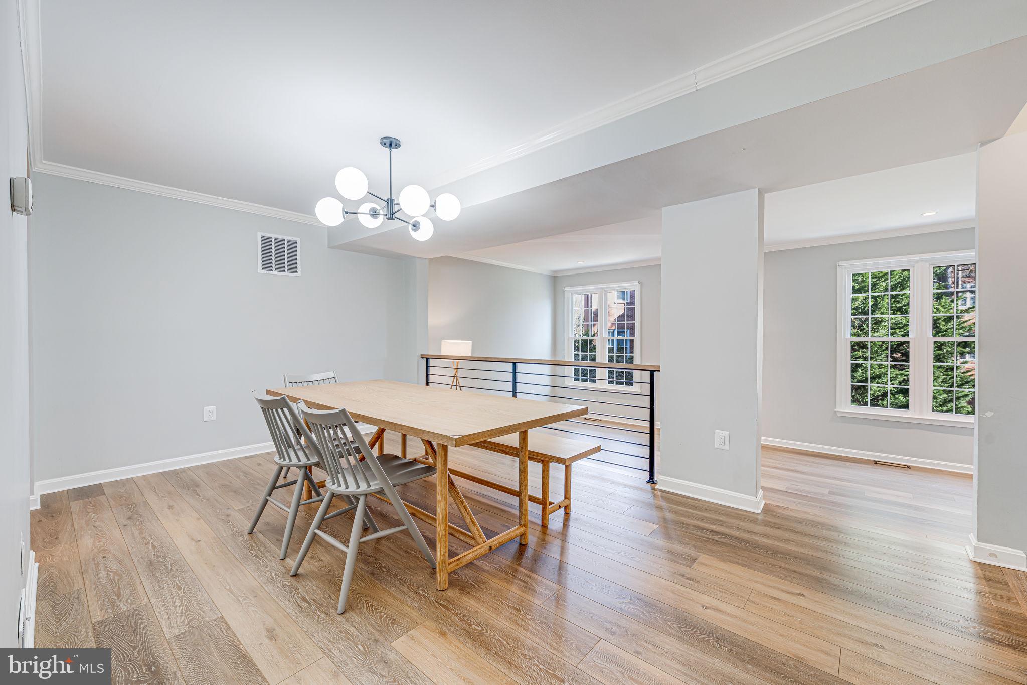 MANCHESTER SQUARE - Residential