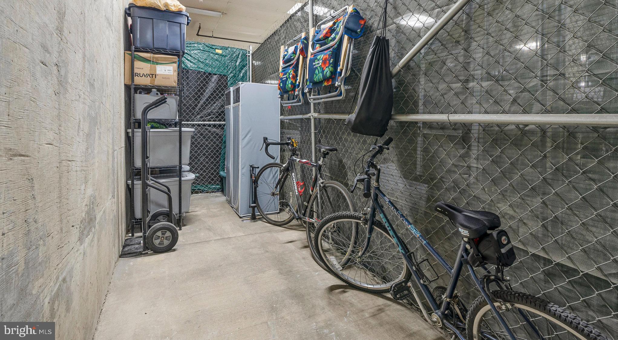 WESTBRIAR CONDOMINIUMS - Residential