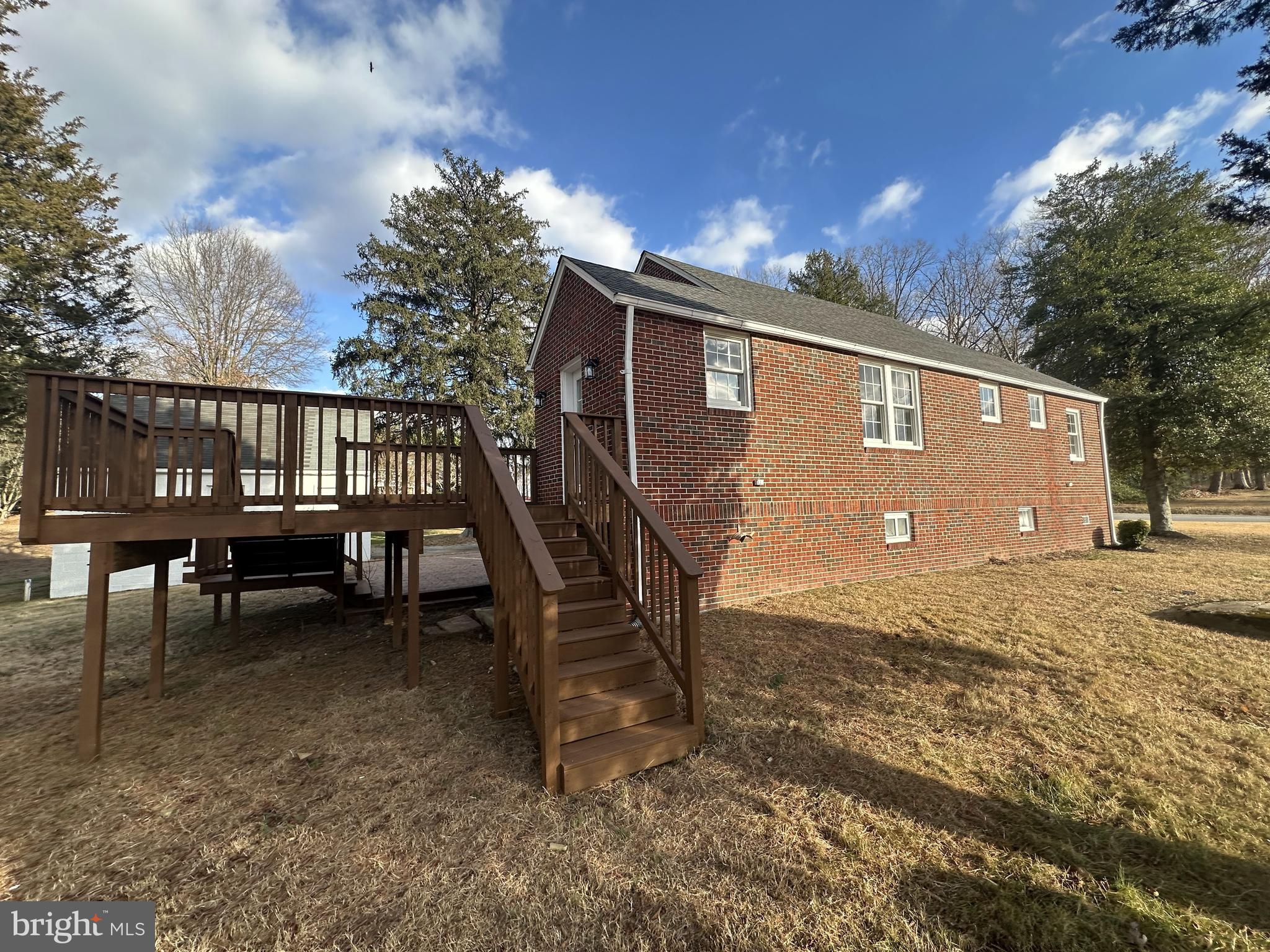 10516 BIRD RIVER ROAD