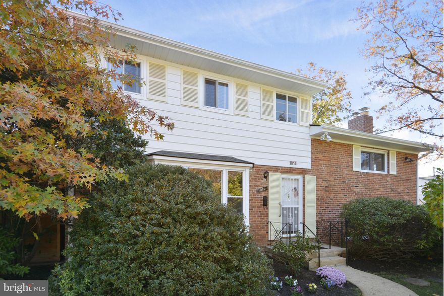 PLEASE DO NOT USE AS A COMP.  Extending circumstances in transaction. Call me for more details.