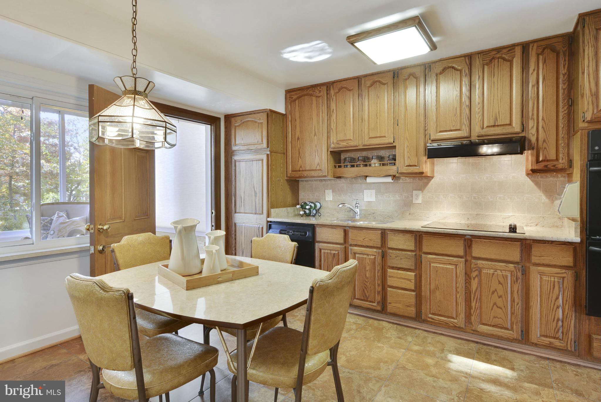 BEVERLEY ESTATES - Residential