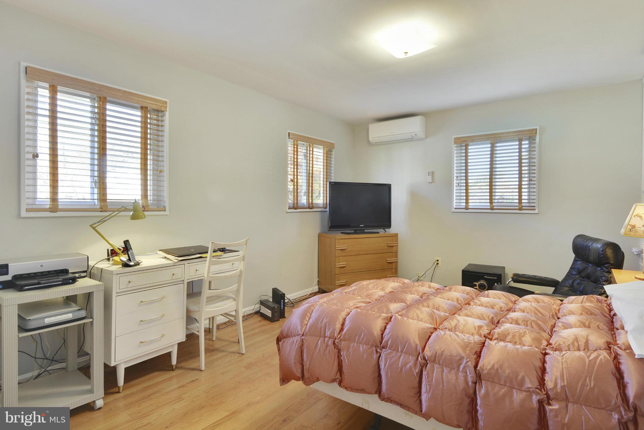 BEVERLEY ESTATES - Residential