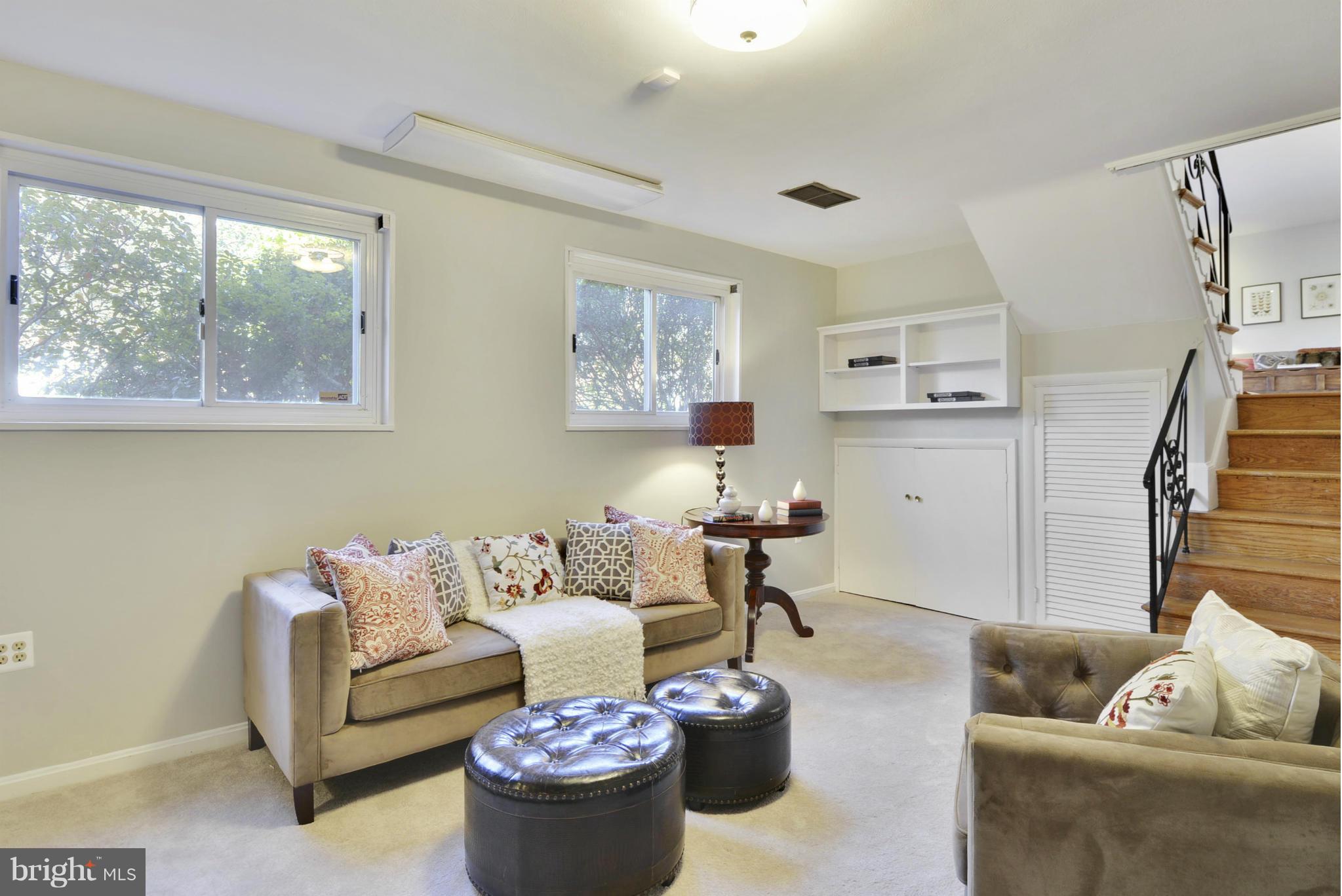 BEVERLEY ESTATES - Residential