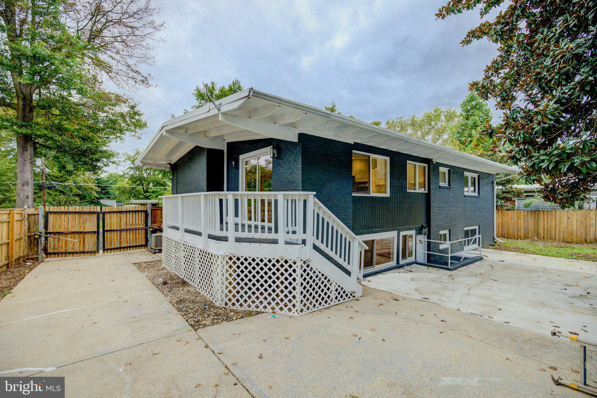 AURA HEIGHTS - Residential