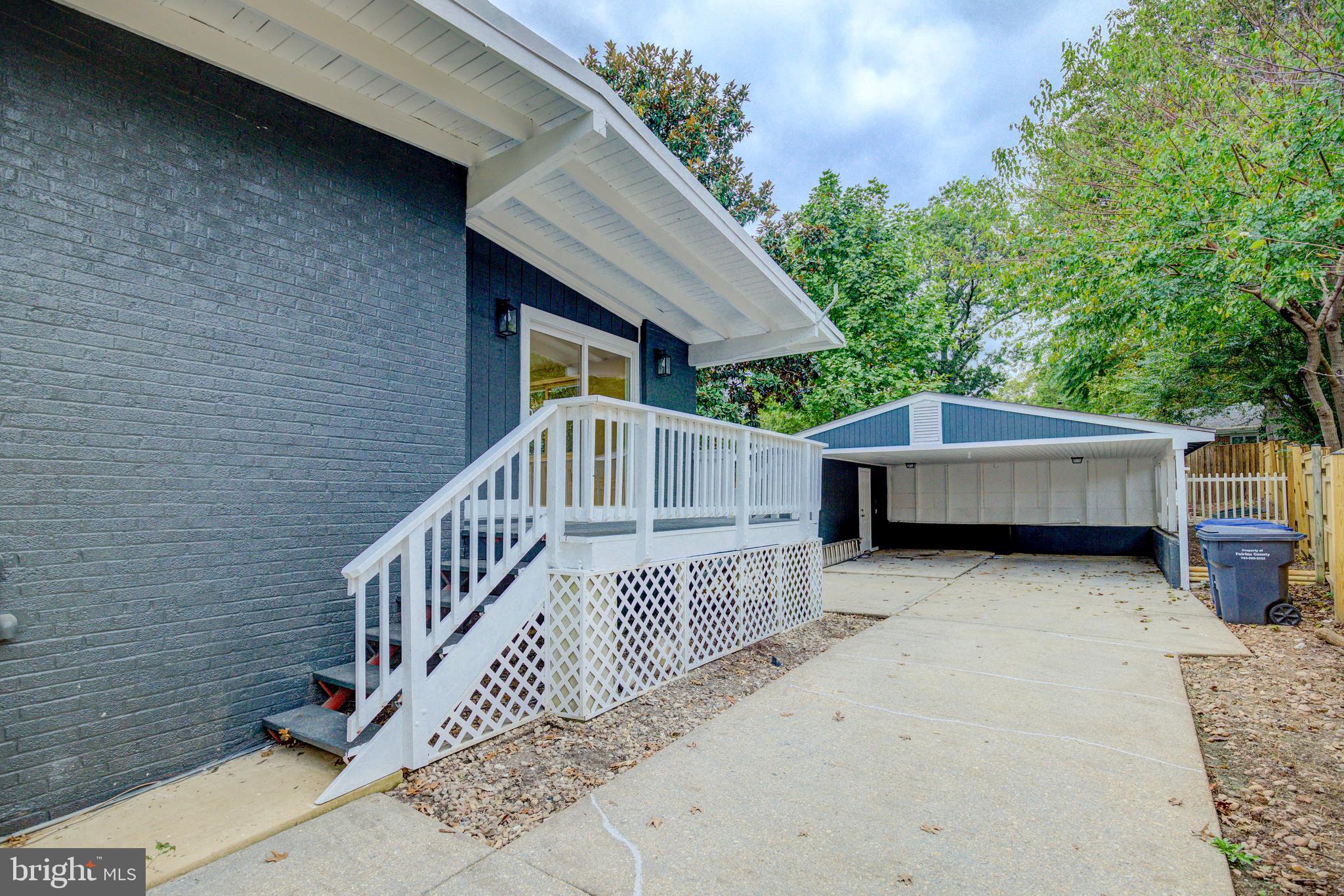 AURA HEIGHTS - Residential