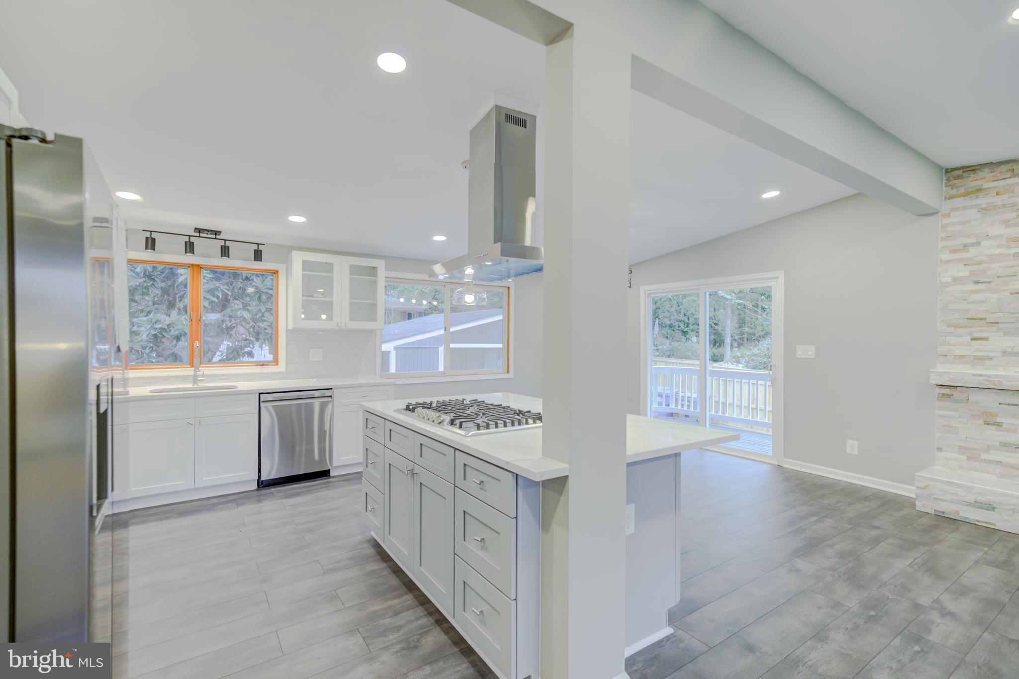 AURA HEIGHTS - Residential