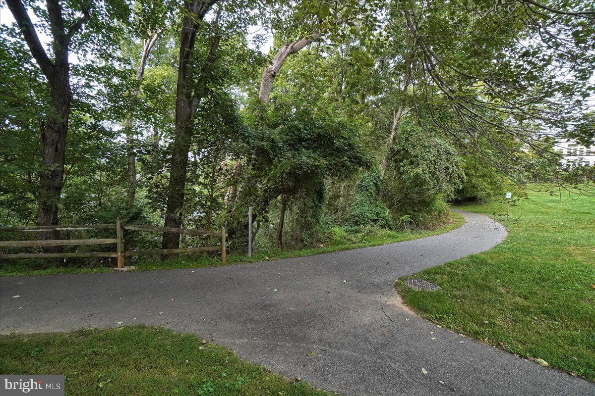 CHURCHILL TOWN SECTOR - Residential