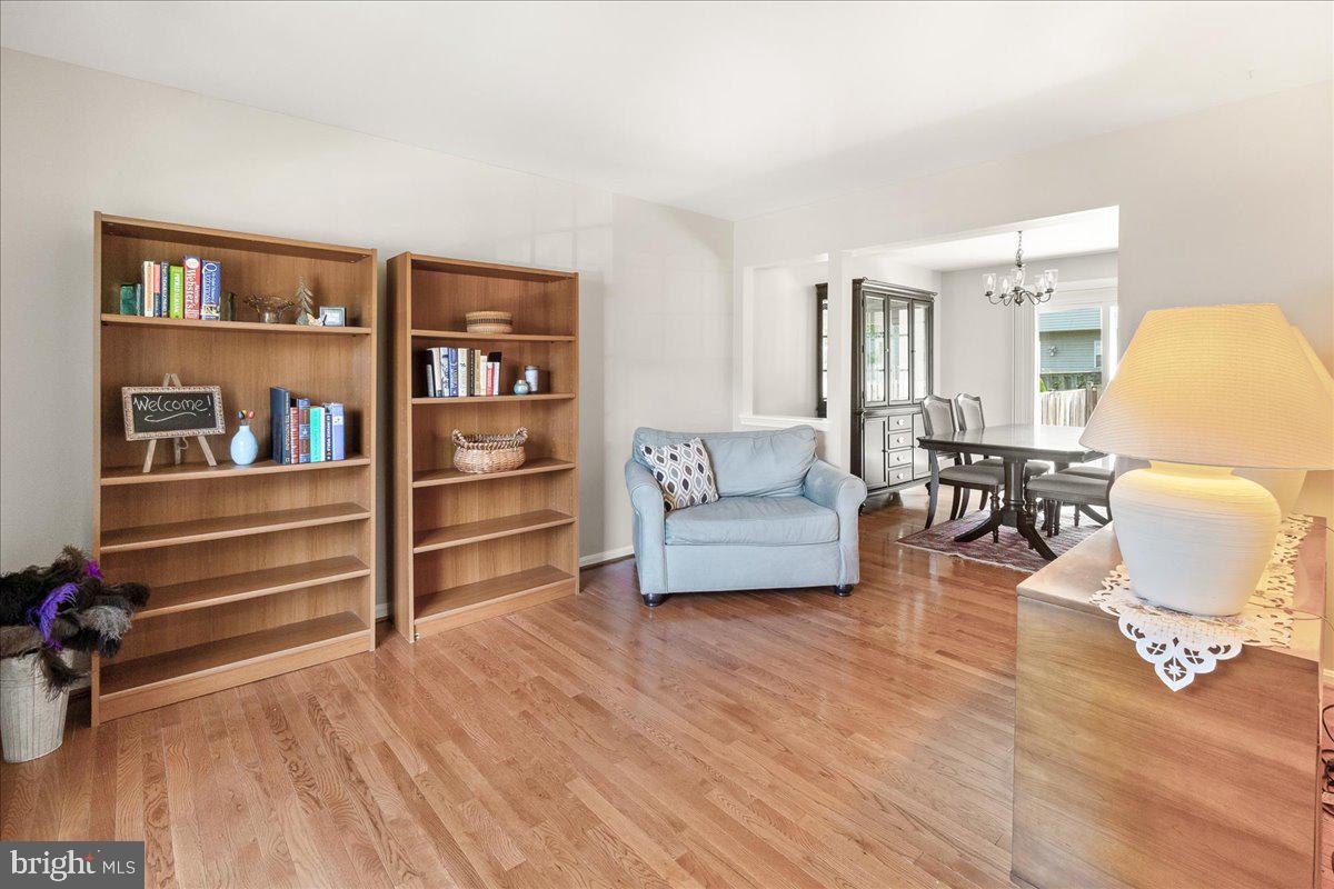 CHURCHILL TOWN SECTOR - Residential