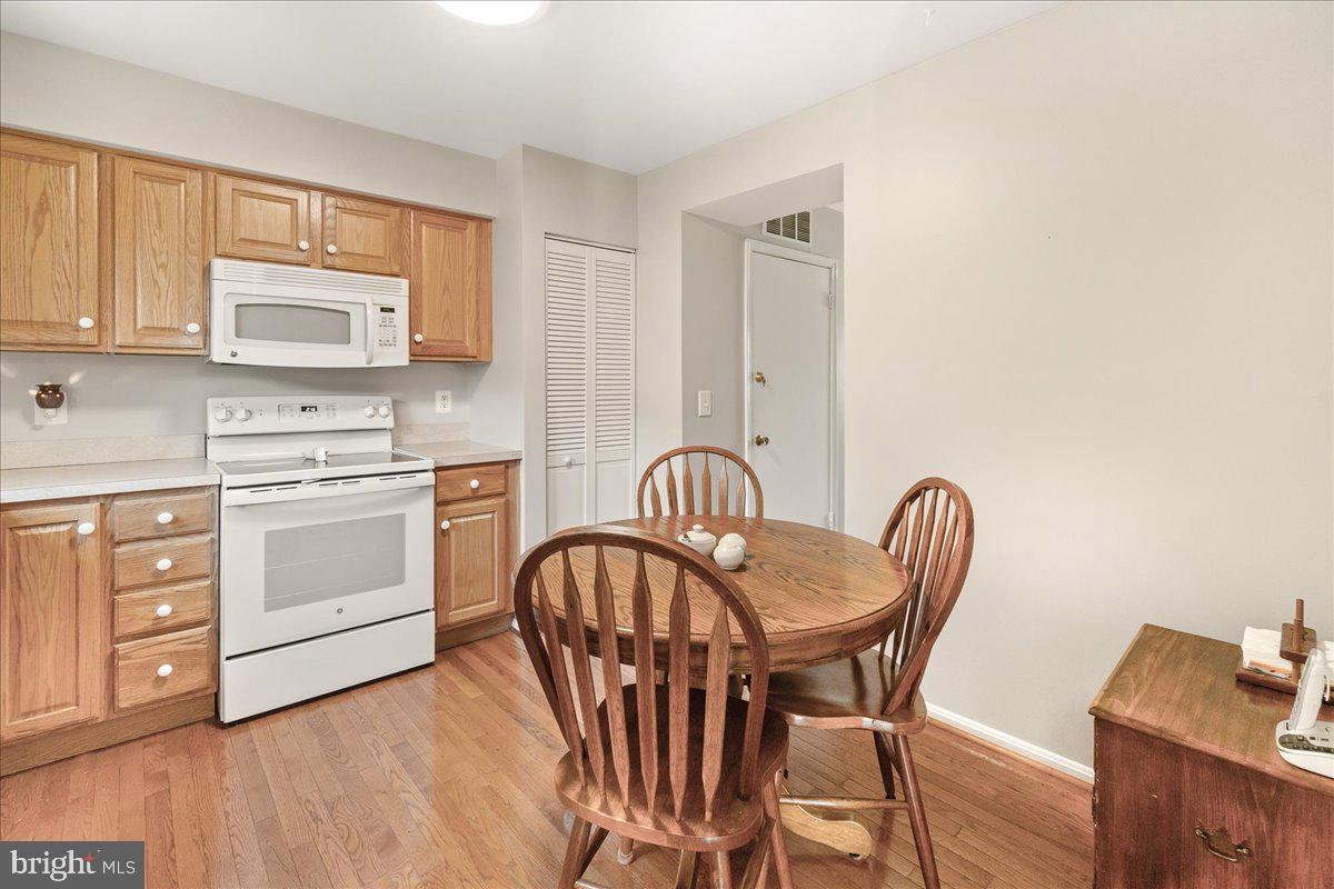 CHURCHILL TOWN SECTOR - Residential