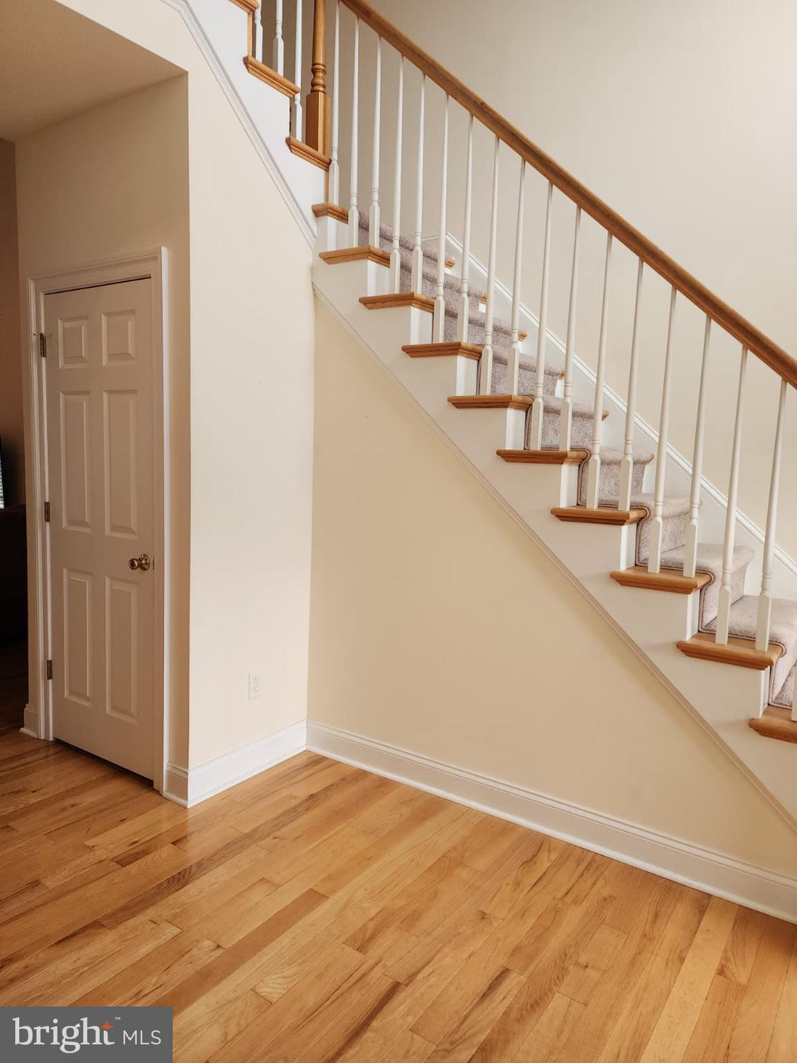 NORTHRIDGE - Residential