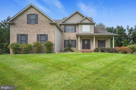 421 FLETCHER DRIVE SMYRNA DE 19977