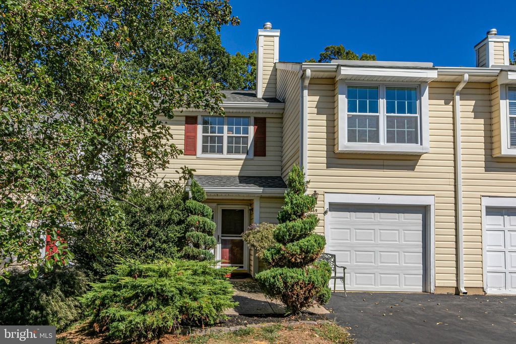 Photo of 169 Becket Place, SOMERSET, NJ 08873 (MLS # NJSO2004978)