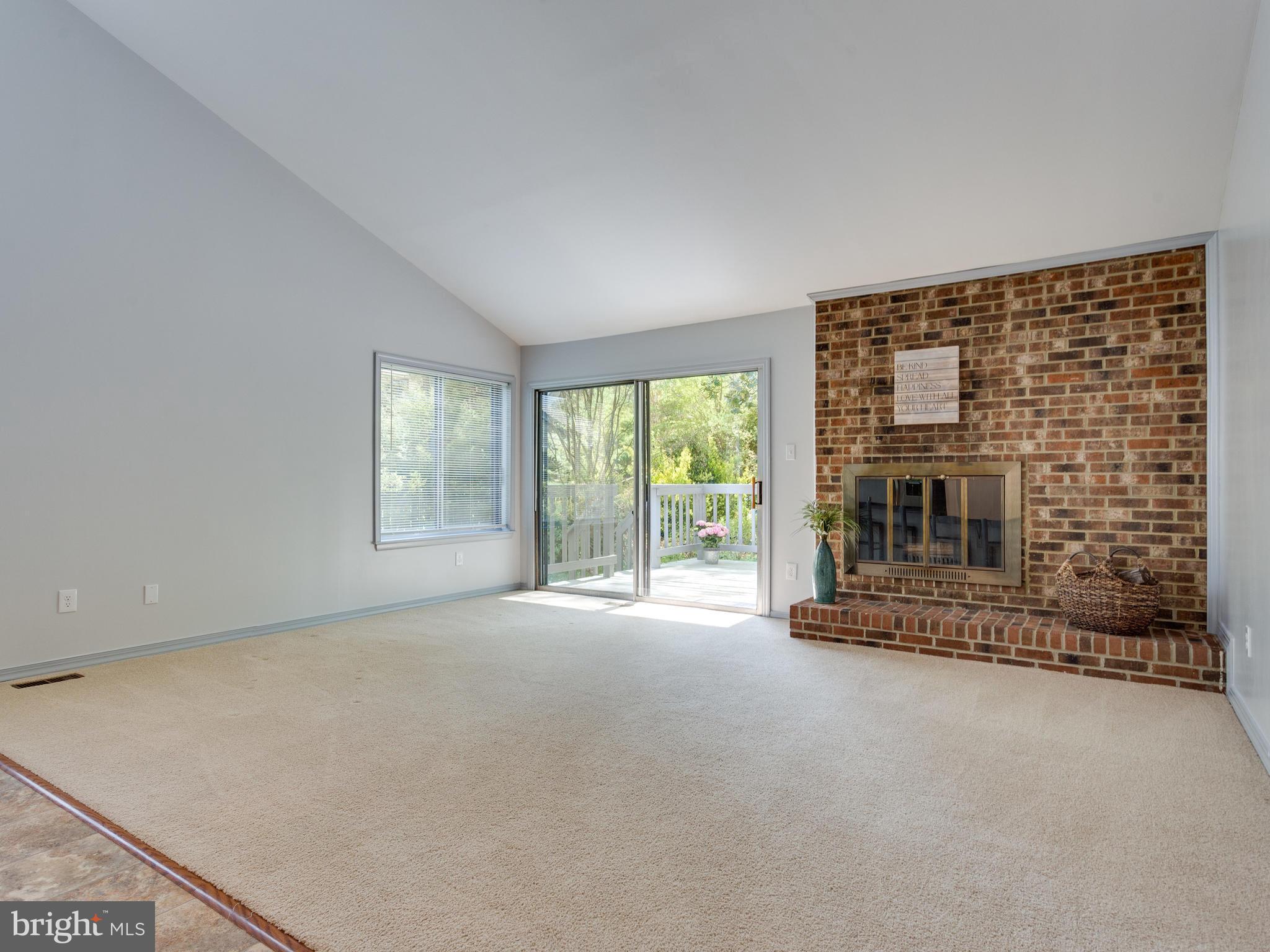 BENT TREE - Residential